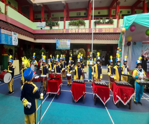 KEGIATAN P5 merupakan singkatan dari Proyek Penguatan Profil Pelajar Pancasila. 